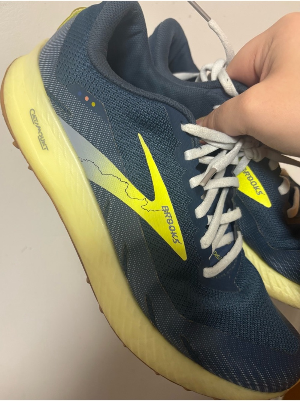 Brooks Men's Navy and Neon Yellow Running Shoes